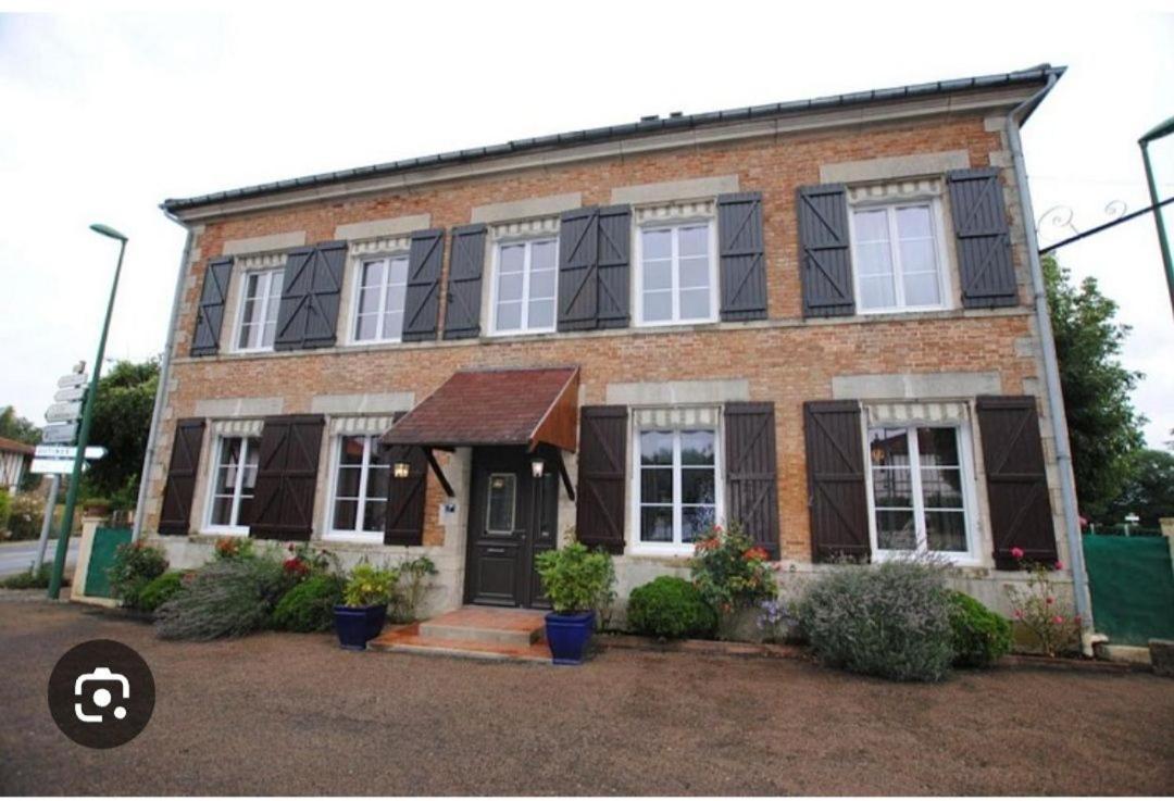 Chez Marie Hotel Drosnay Eksteriør billede